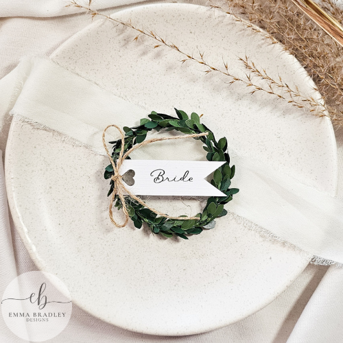 Classic Wreath Wedding Party Place Settings