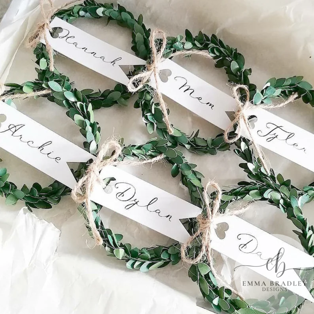 Classic Wreath Wedding Party Place Settings